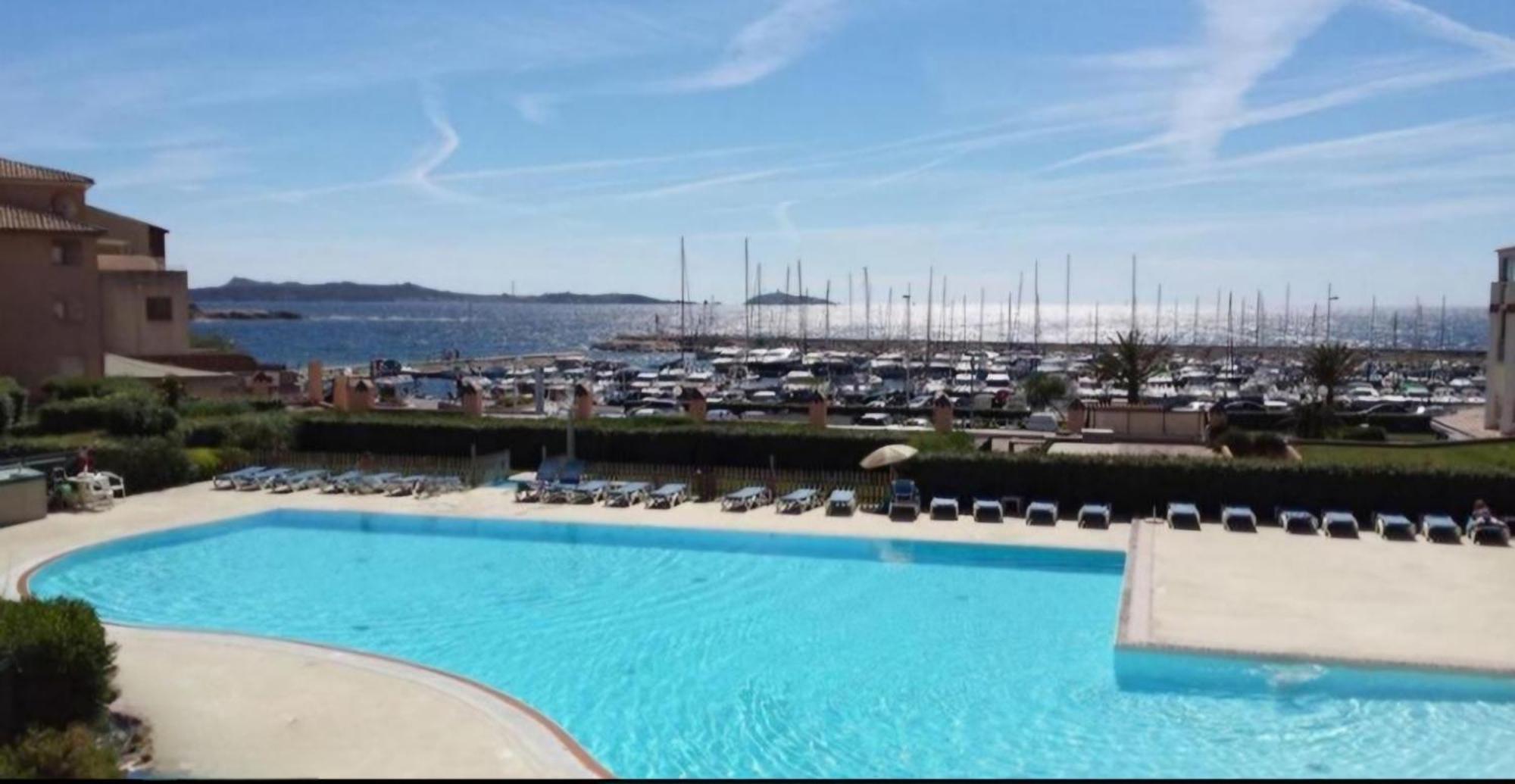 Appartement T2 - Bord De Mer - Piscine Six-Fours-les-Plages Εξωτερικό φωτογραφία